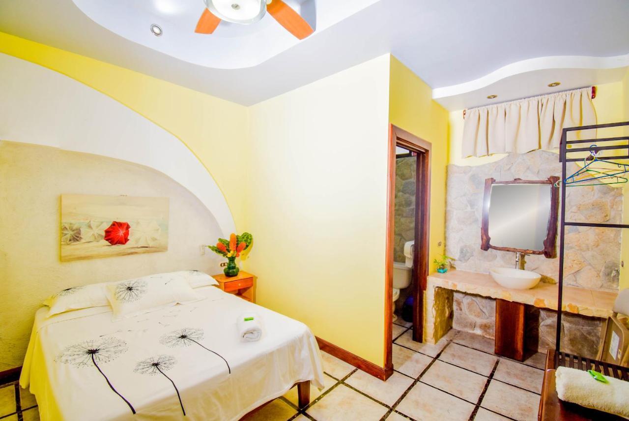 |Hotel Riviera Sabalito Extérieur photo